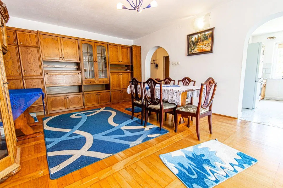 Spacious House Available Near Nałęczów – 232 m², 5 Rooms - Image 3