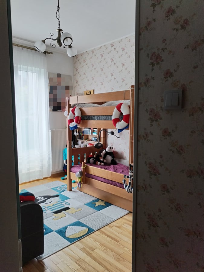Well-Equipped Apartment with Balcony & Storage - Lublin - Image 12