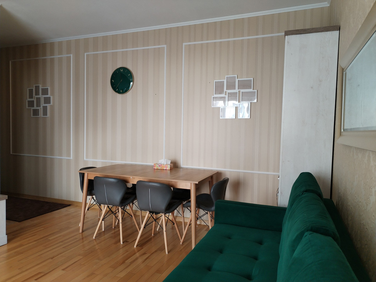 Well-Equipped Apartment with Balcony & Storage - Lublin - Image 3